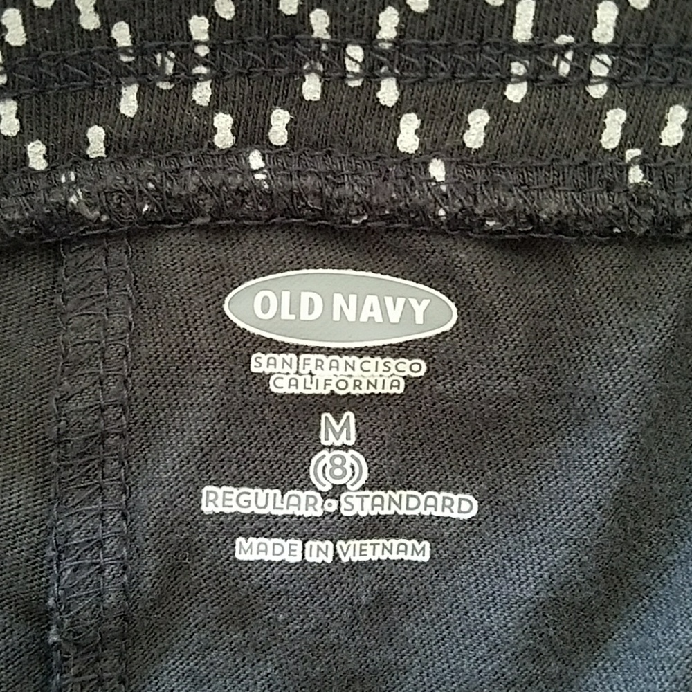 Old Navy Gray Skirt w/ White Criss Cross - Picture 4 of 4
